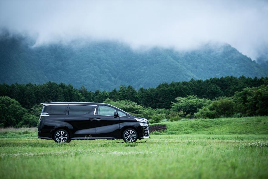  Toyota Vellfire ZG 2018 года  (фото 6 из 23)